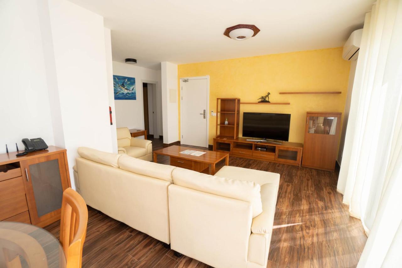 Blue Marlin Hotel Миндело Екстериор снимка
