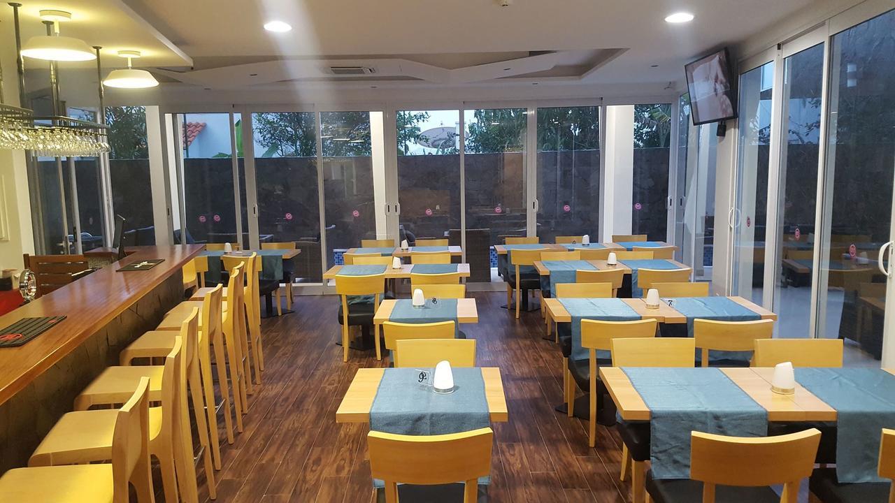 Blue Marlin Hotel Миндело Екстериор снимка