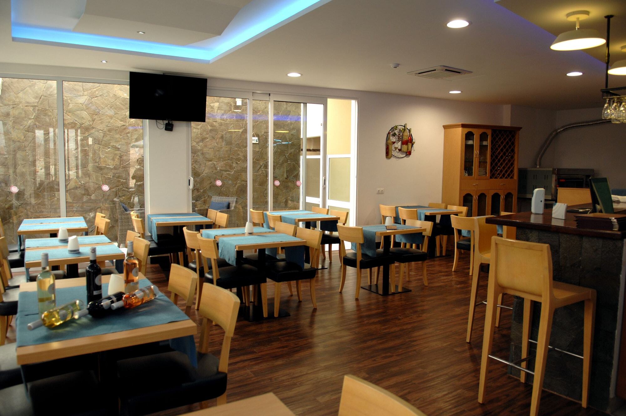 Blue Marlin Hotel Миндело Екстериор снимка